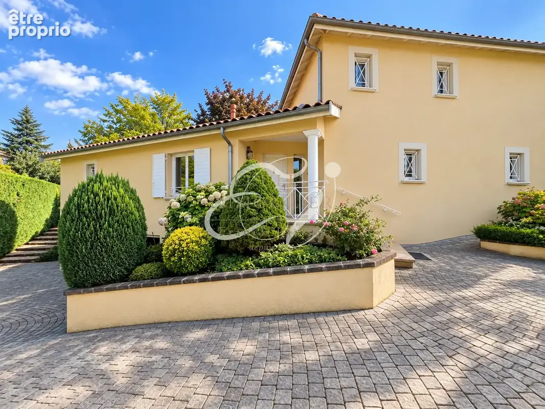 Maison à CHASSELAY