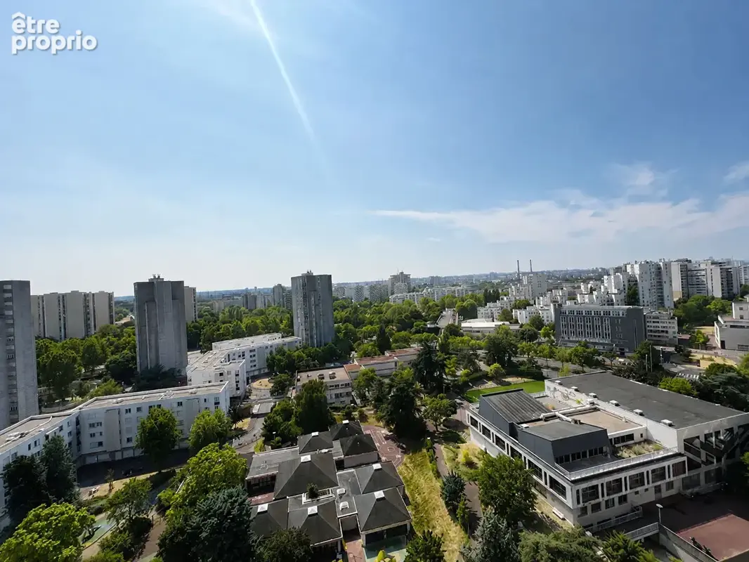 Vue panoramique _ Appartement rénové _ Parking _ À 8 min du métro - photo 2