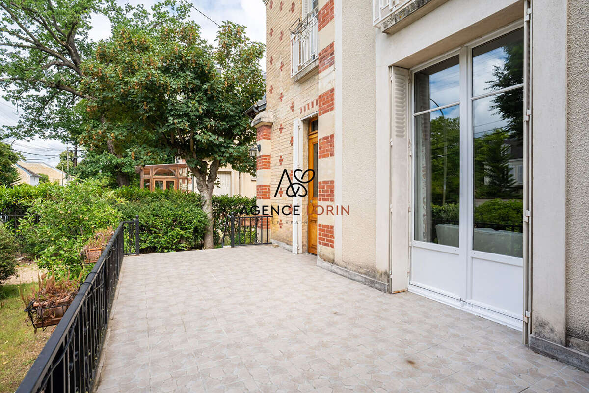 Maison à LE VESINET