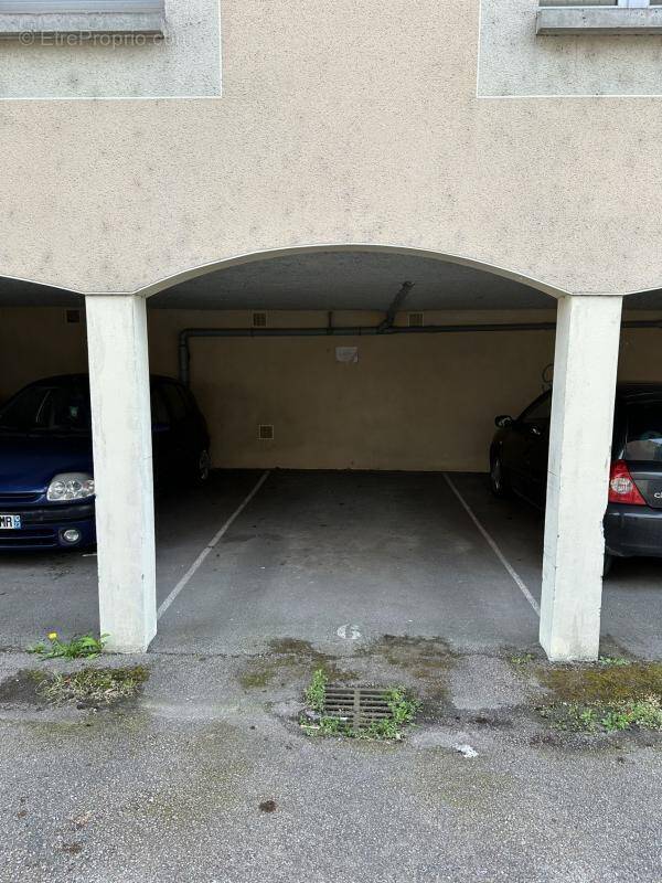 Parking à LIMOGES