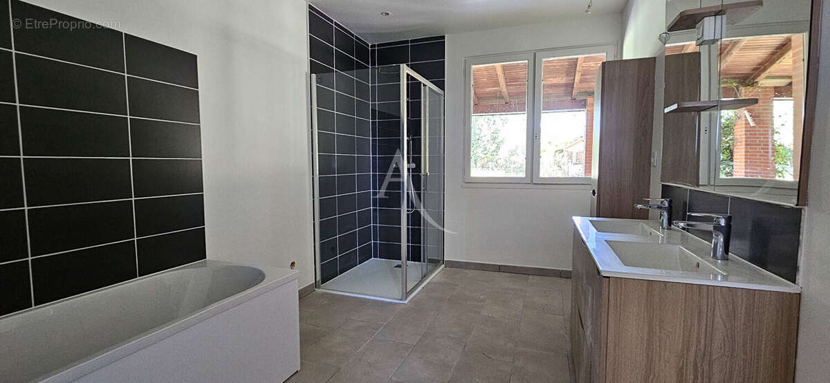 Maison à CASTELMAUROU