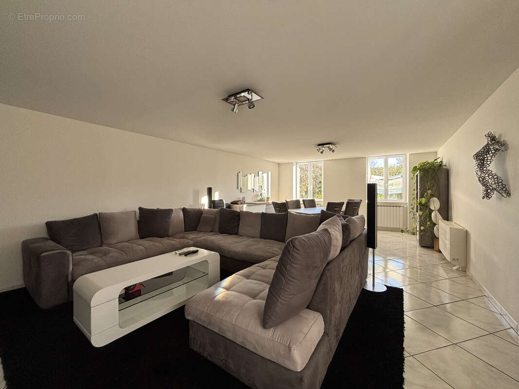 Maison à PONTCHARRA-SUR-TURDINE