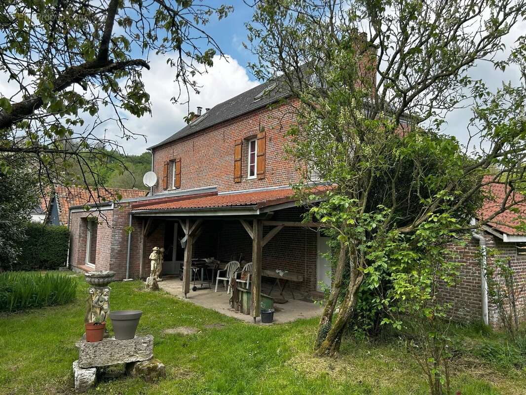 Maison à HUCQUELIERS