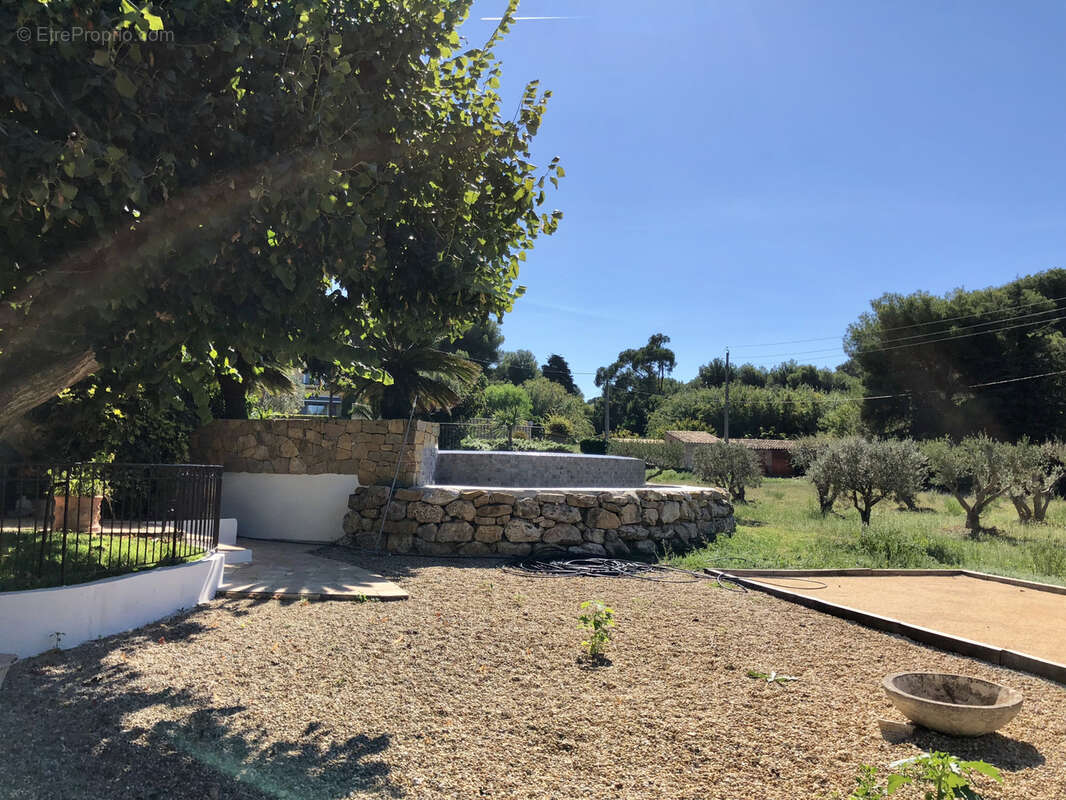 Maison à SIX-FOURS-LES-PLAGES