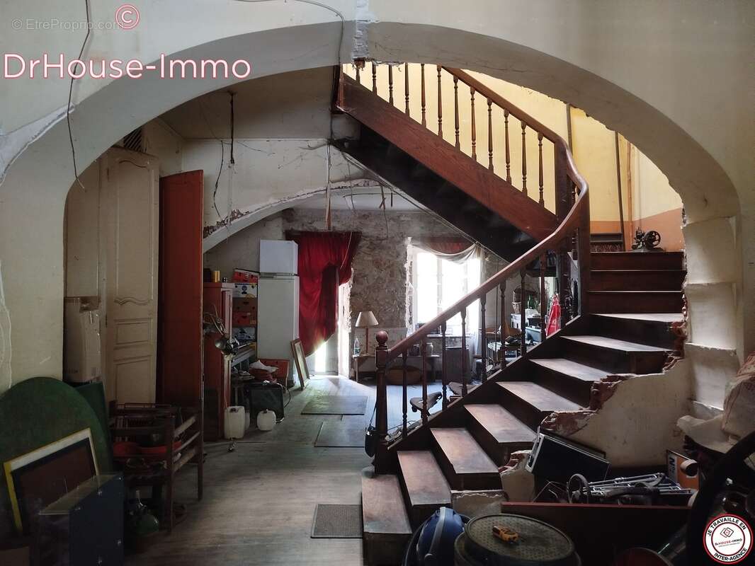 Maison à SAINTE-COLOMBE-SUR-L&#039;HERS