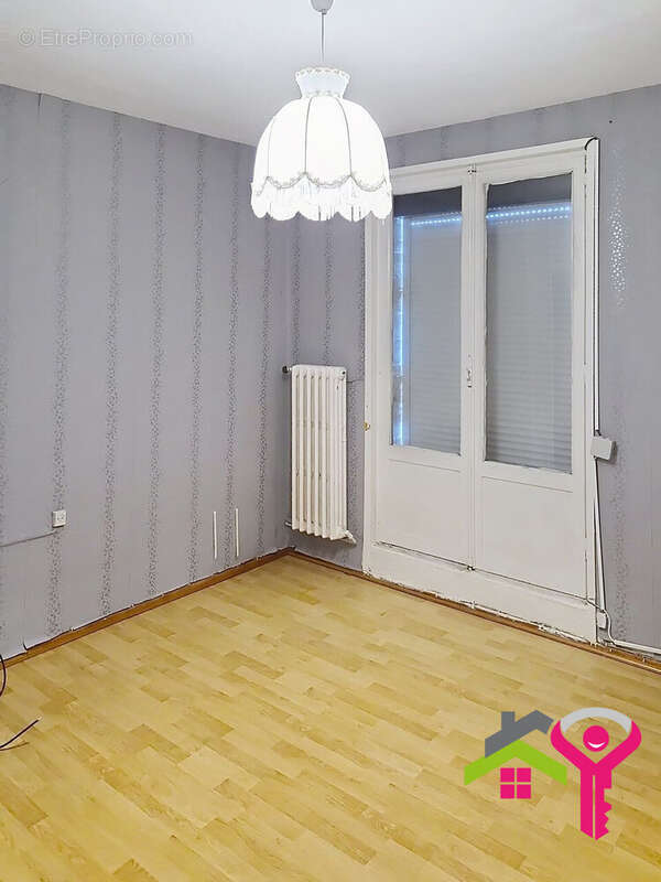 Maison 100 m² à Quievrechain  - photo 7