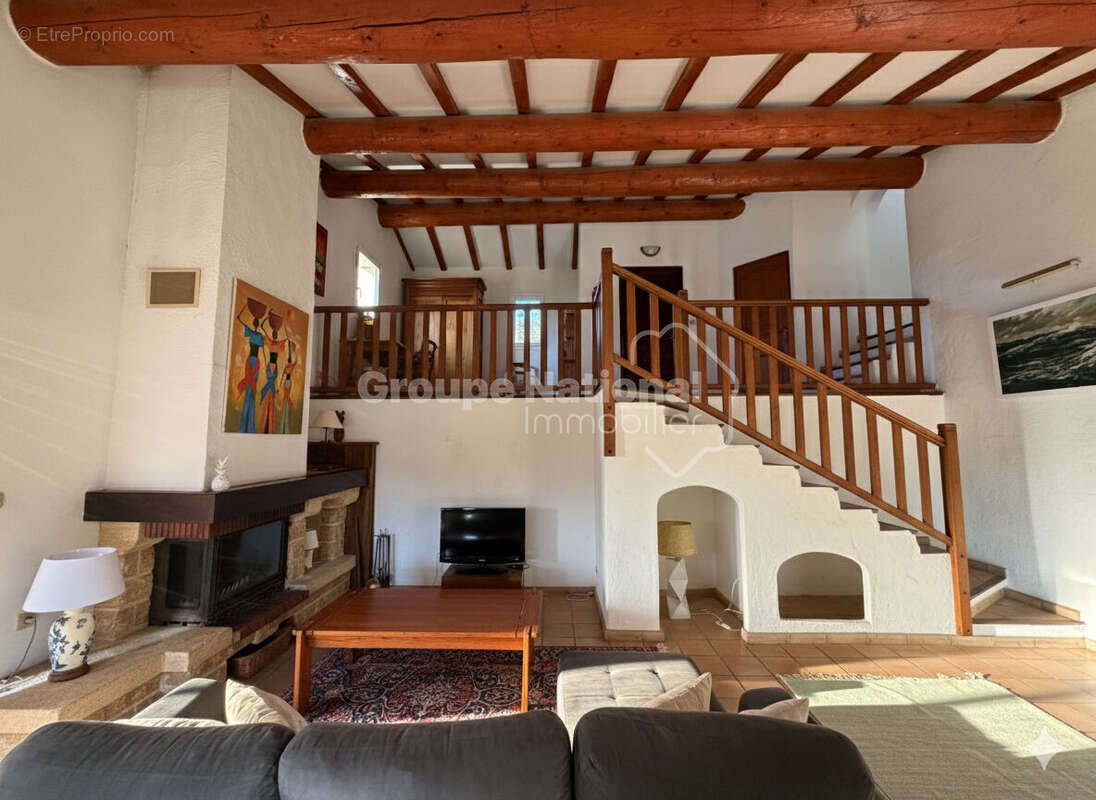 Maison à ENSUES-LA-REDONNE