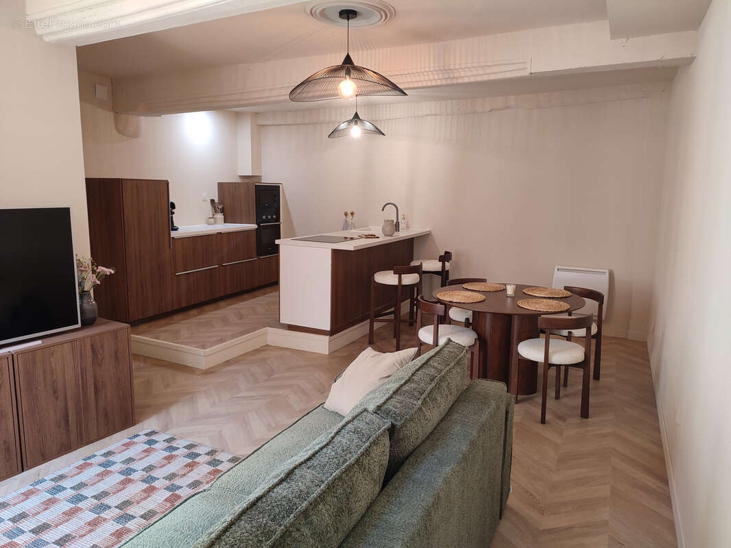 A vendre - soquet immobilier - appartement t2 - centre historique dinan - photo 4