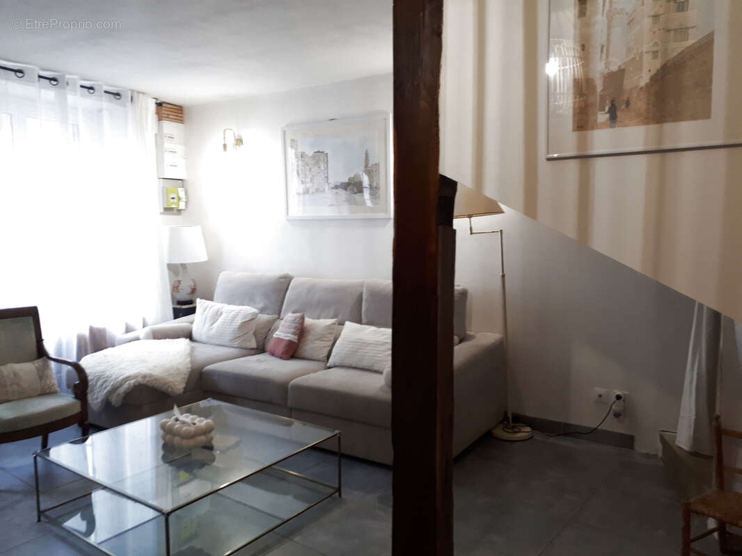 Maison à VEIGNE
