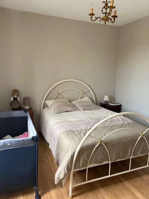 Maison à SAINT-JUNIEN