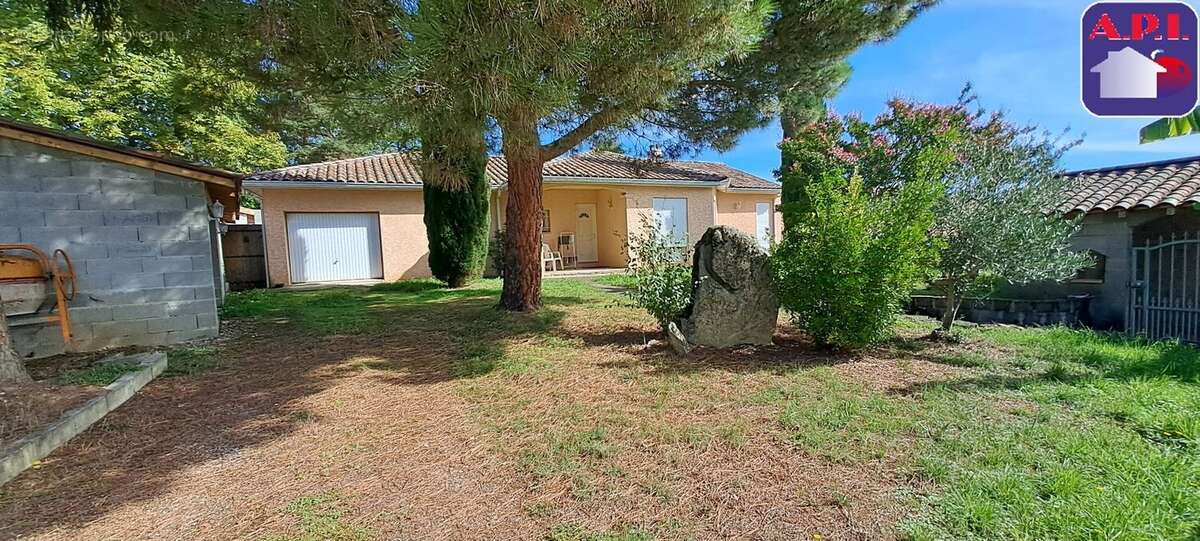 Maison à LAROQUE-D'OLMES