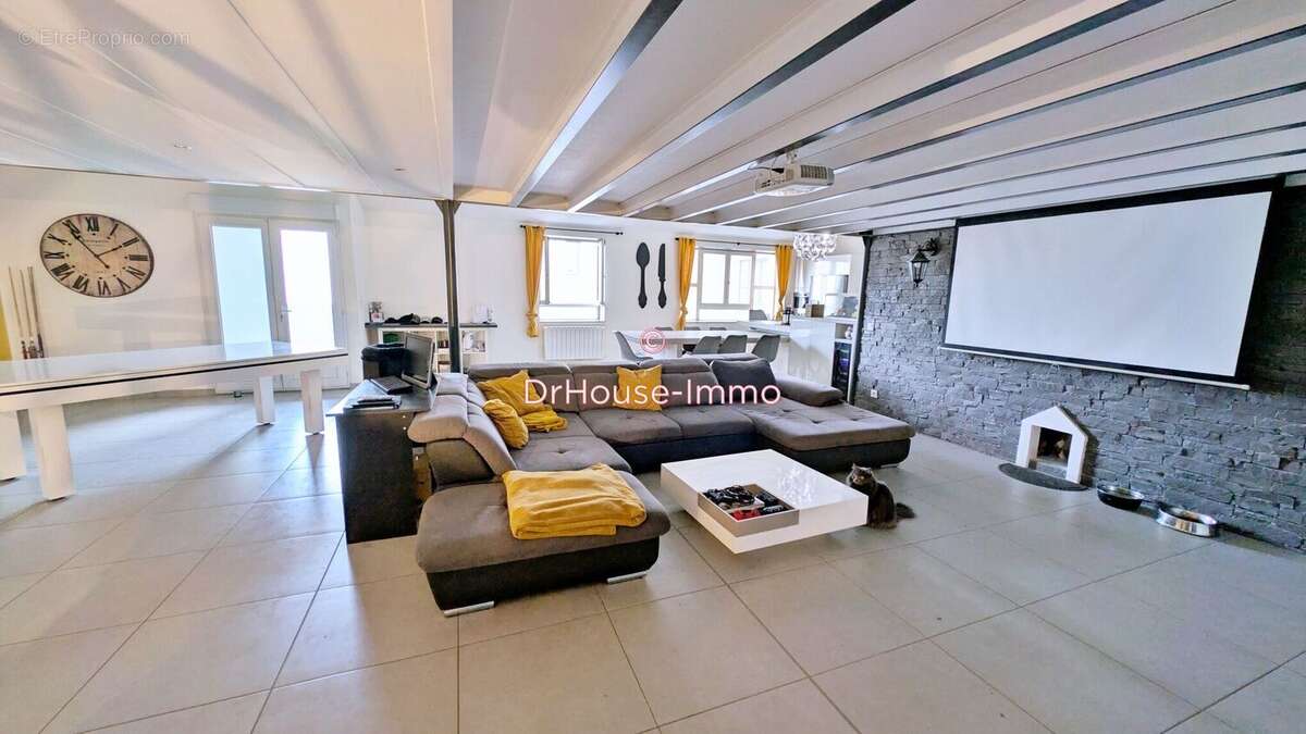 Appartement 155 m² à Saint-Etienne  - photo 90