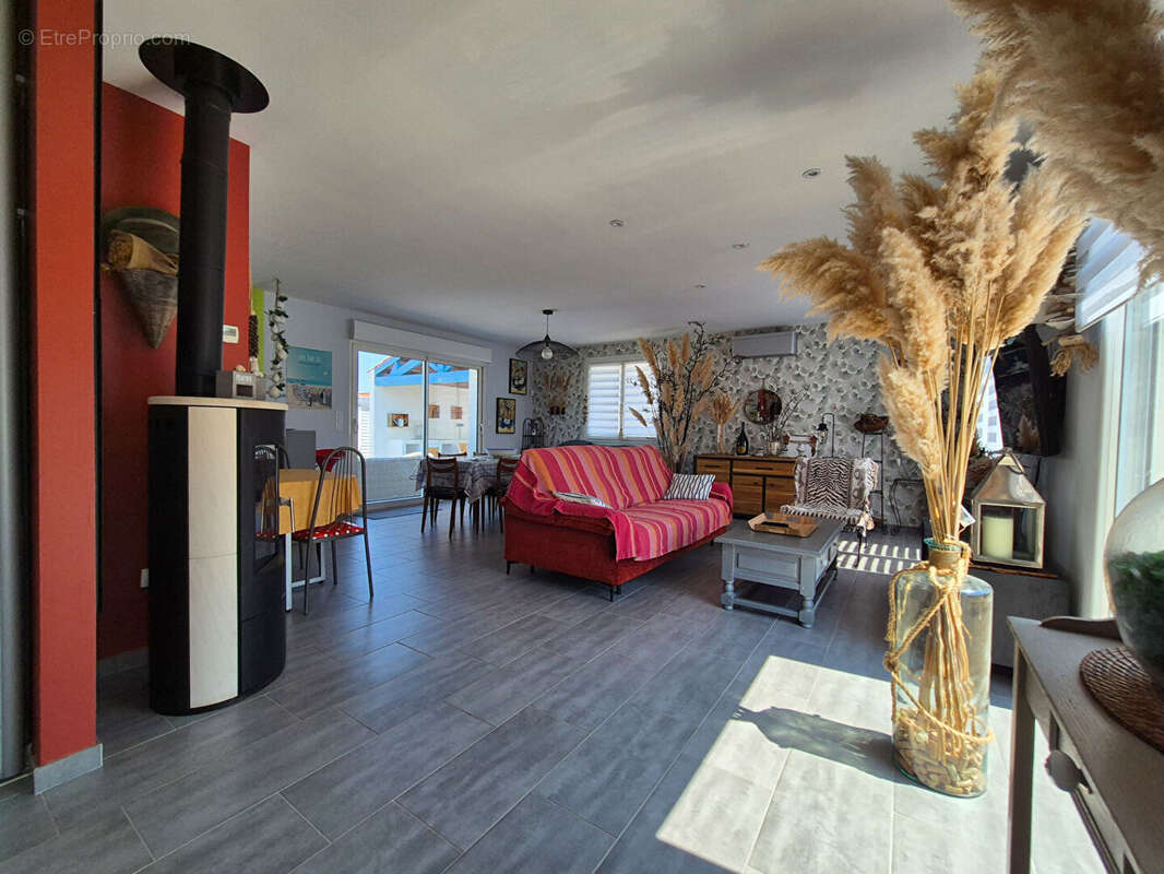 Maison à LE FENOUILLER