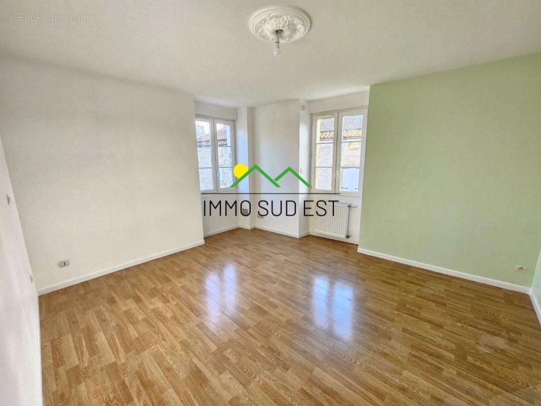 Maison à SAINT-MARCEL-LES-VALENCE