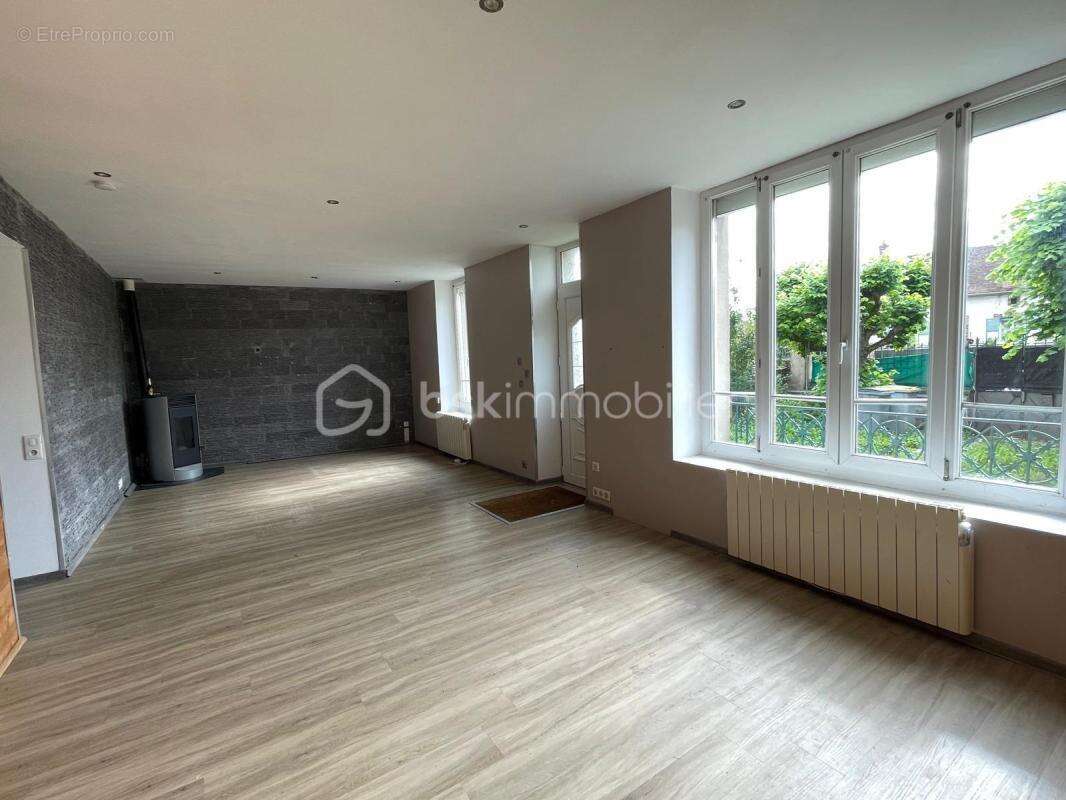 Maison d'habitation avec terrains constructibles - photo 4