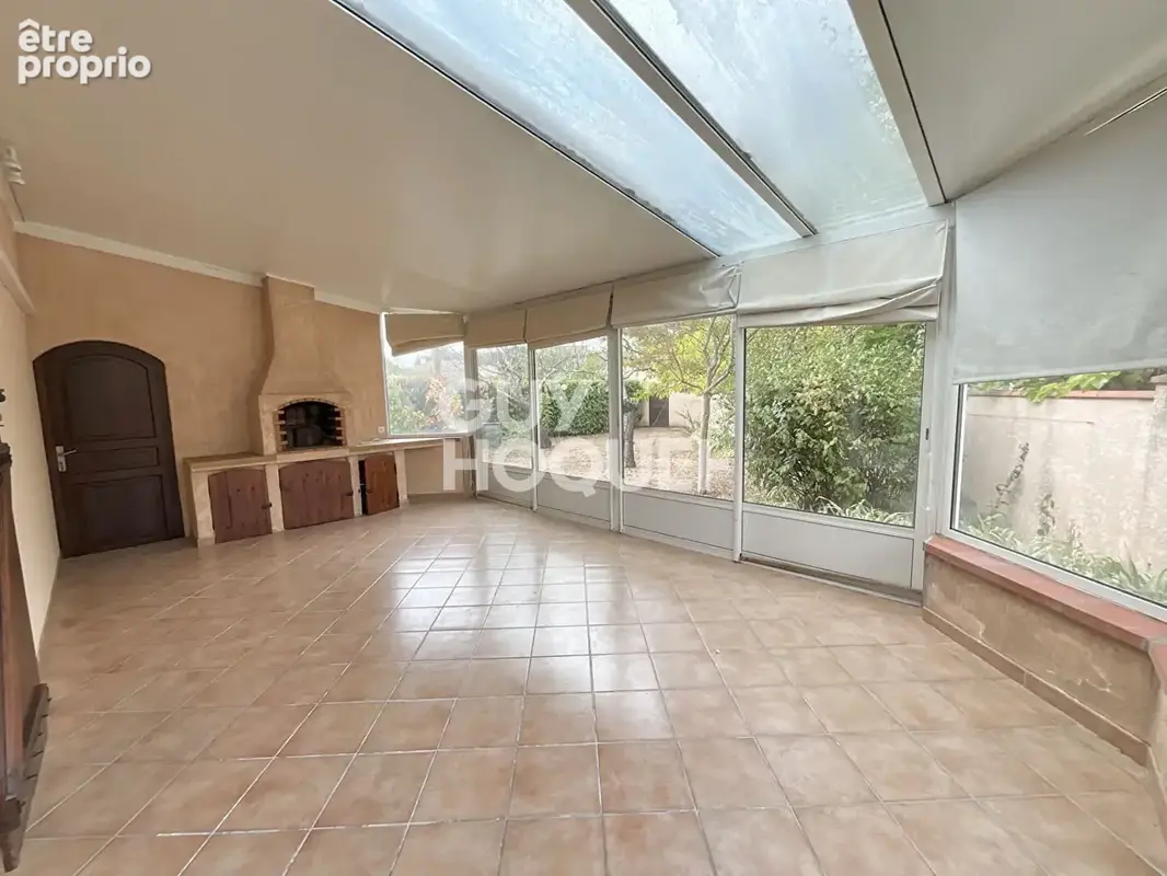 Maison de plain-pied T5 de 118 m2 habitable, surface totale au sol 170 m2 proche centre - photo 5