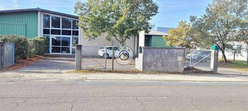 Commerce à MONT-DE-MARSAN