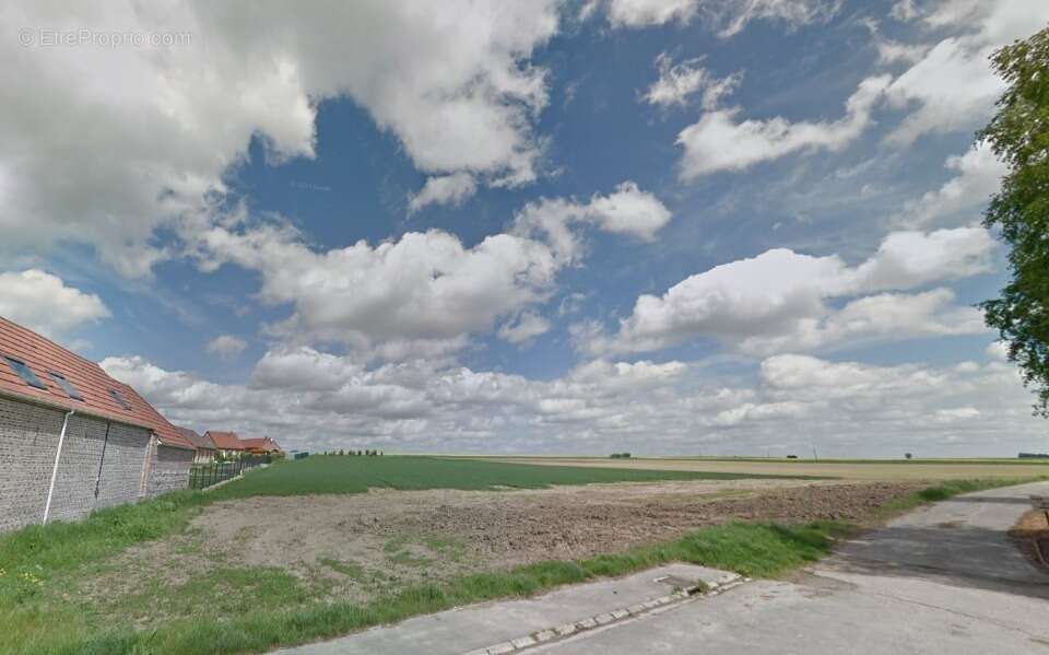 Terrain à AUBIGNY-AU-BAC