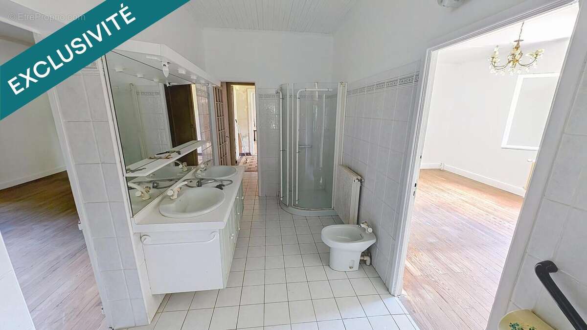 Maison 147 m² à Le Pian-Sur-Garonne  - photo 4