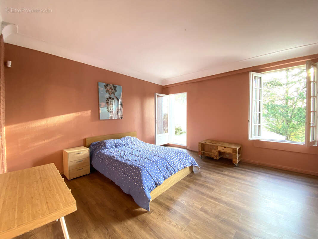 Maison de caractère avec beaucoup de potentiel - photo 9