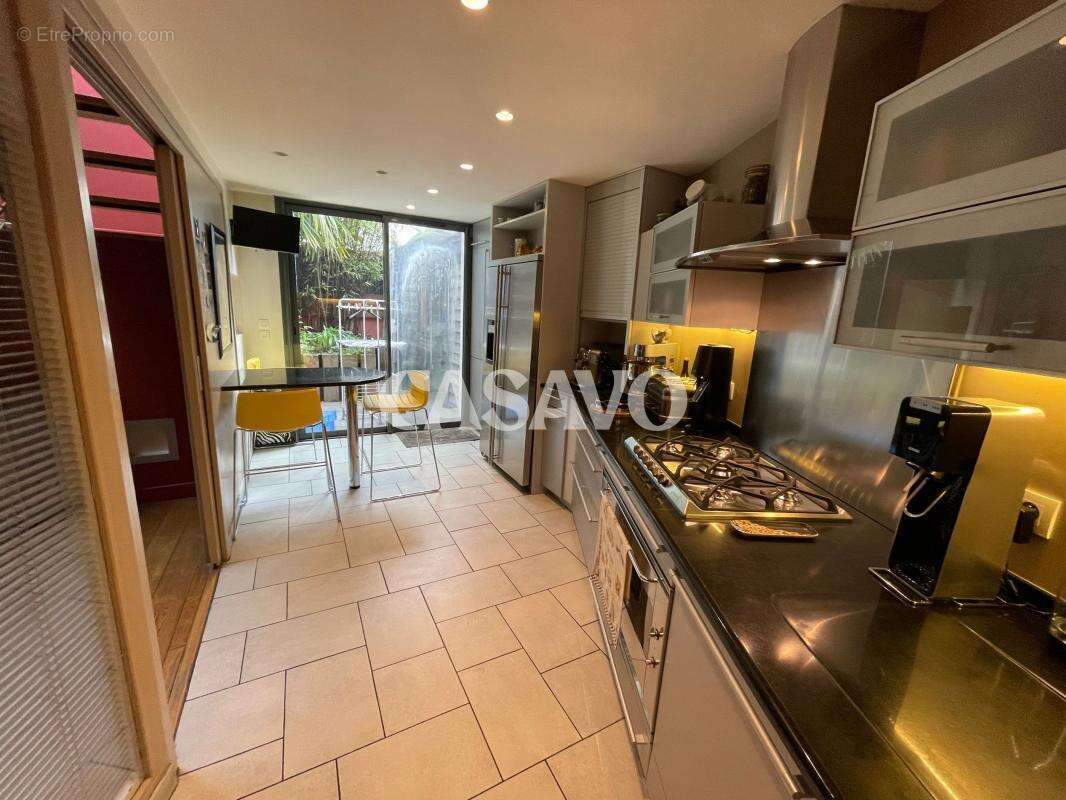 Appartement à LYON-8E