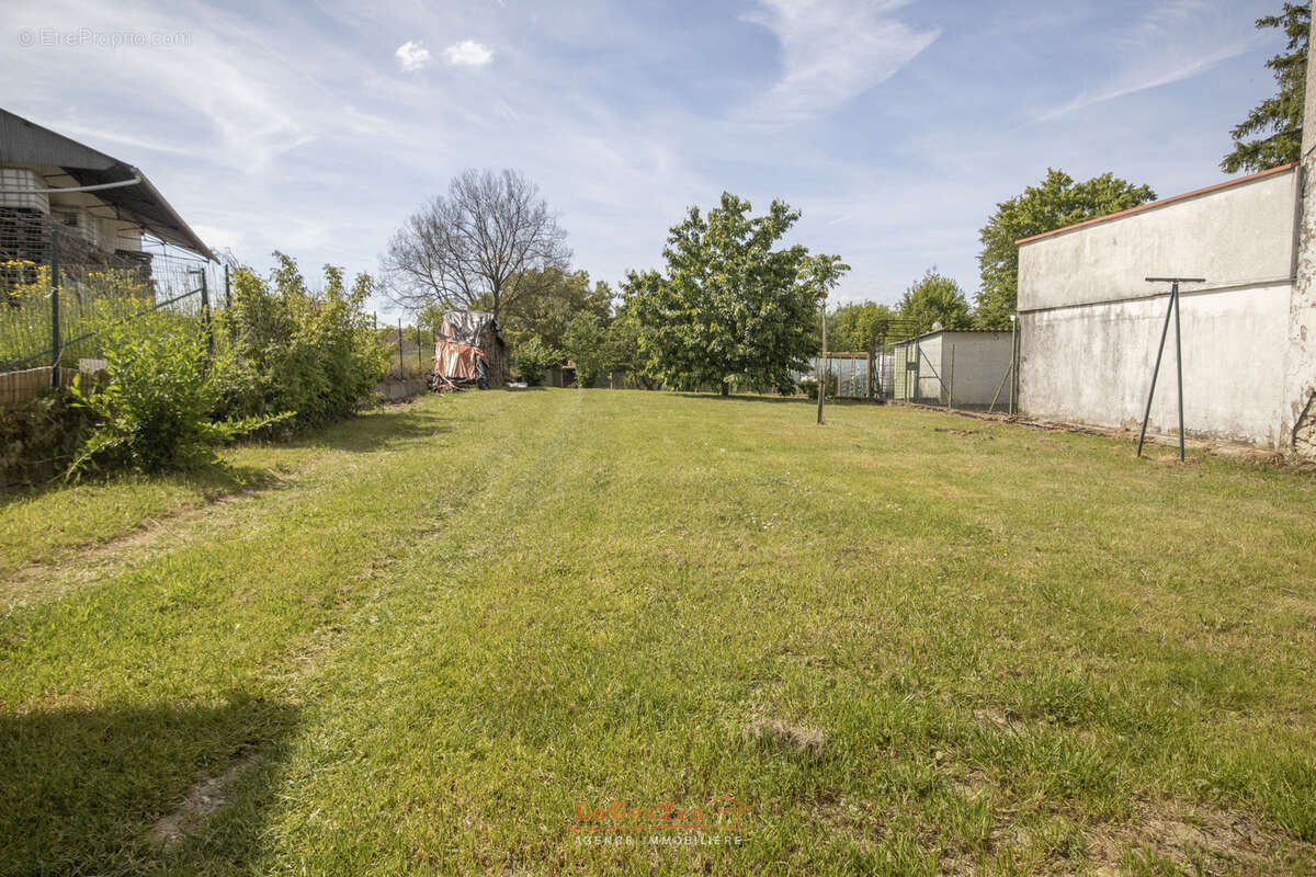 Maison à CONTREXEVILLE