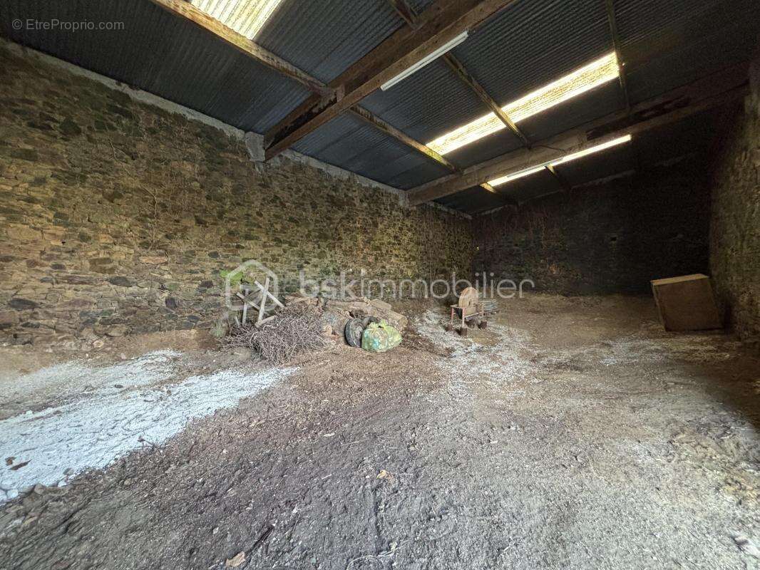 Grange en pierre, à usage non résidentiel – Chavagnes-en-Paillers - photo 6