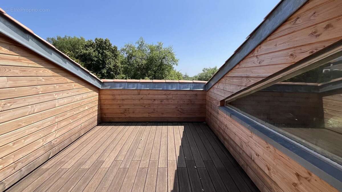 Villa avec piscine vue collines - Terrain 3000m² - photo 15