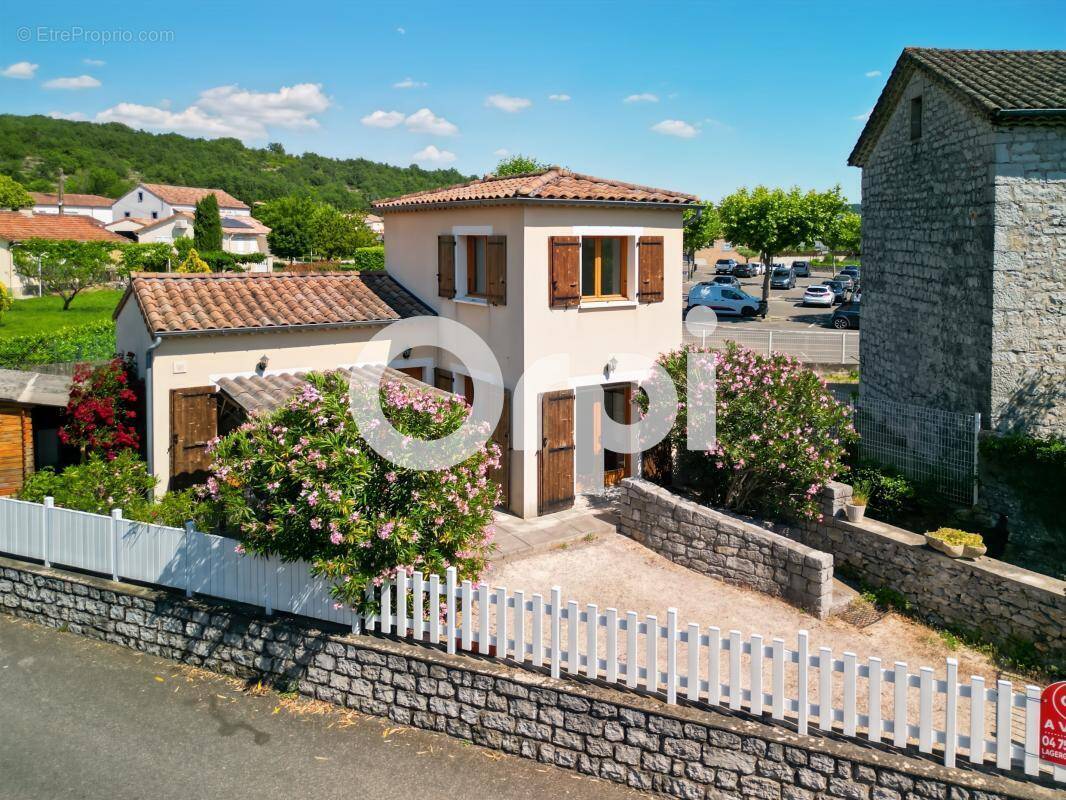 Maison à RUOMS