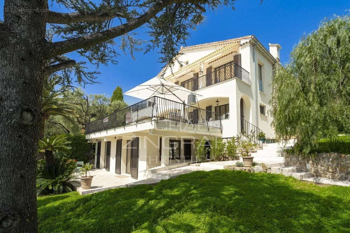 Maison à ROQUEBRUNE-CAP-MARTIN