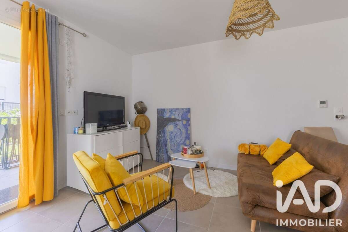 Appartement 85 m² à Challes-Les-Eaux  - photo 5