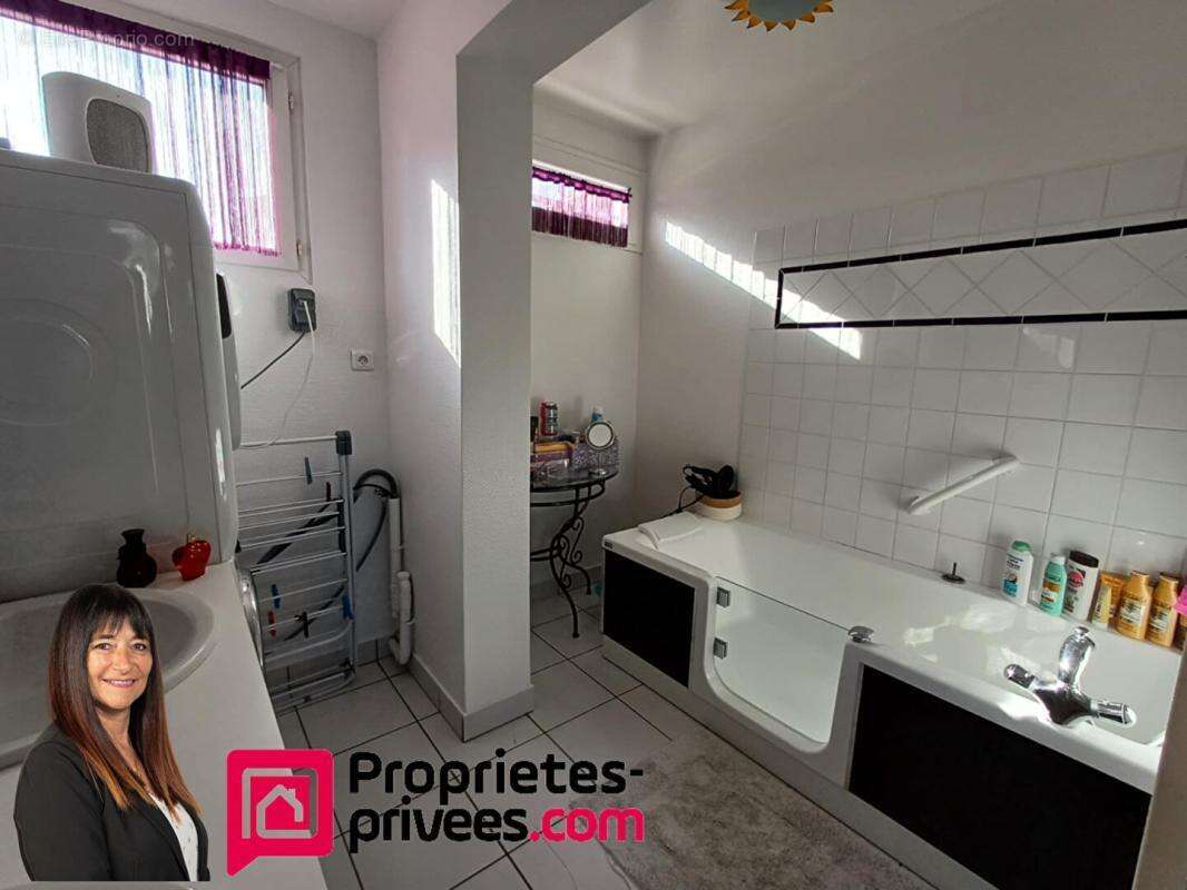 Appartement à LE COTEAU