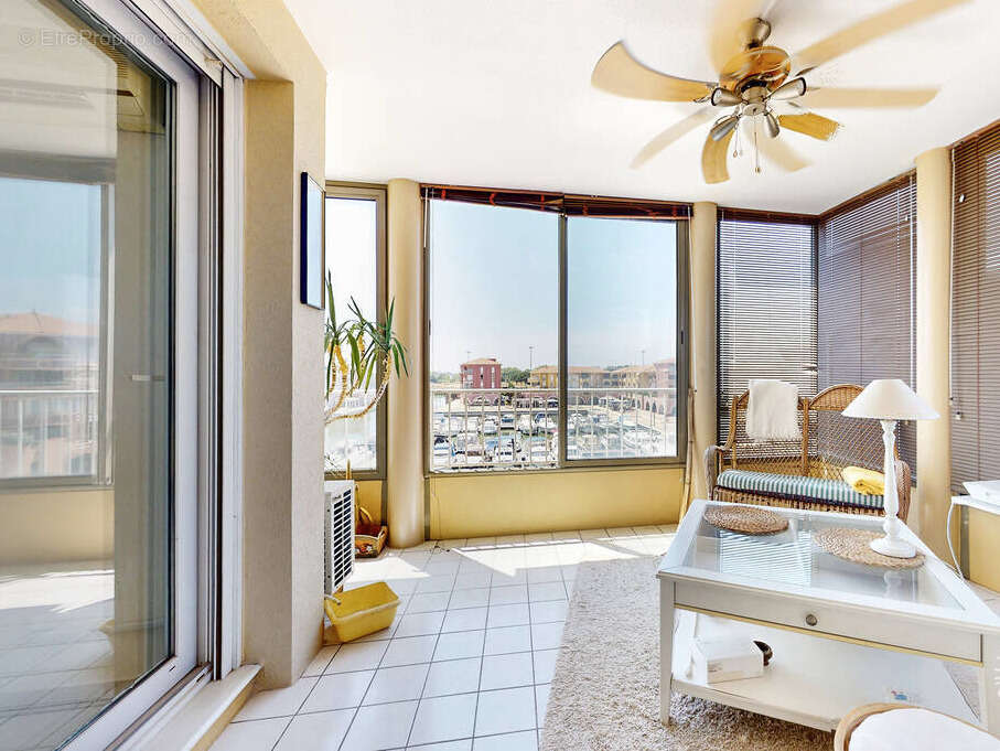 Appartement à LATTES