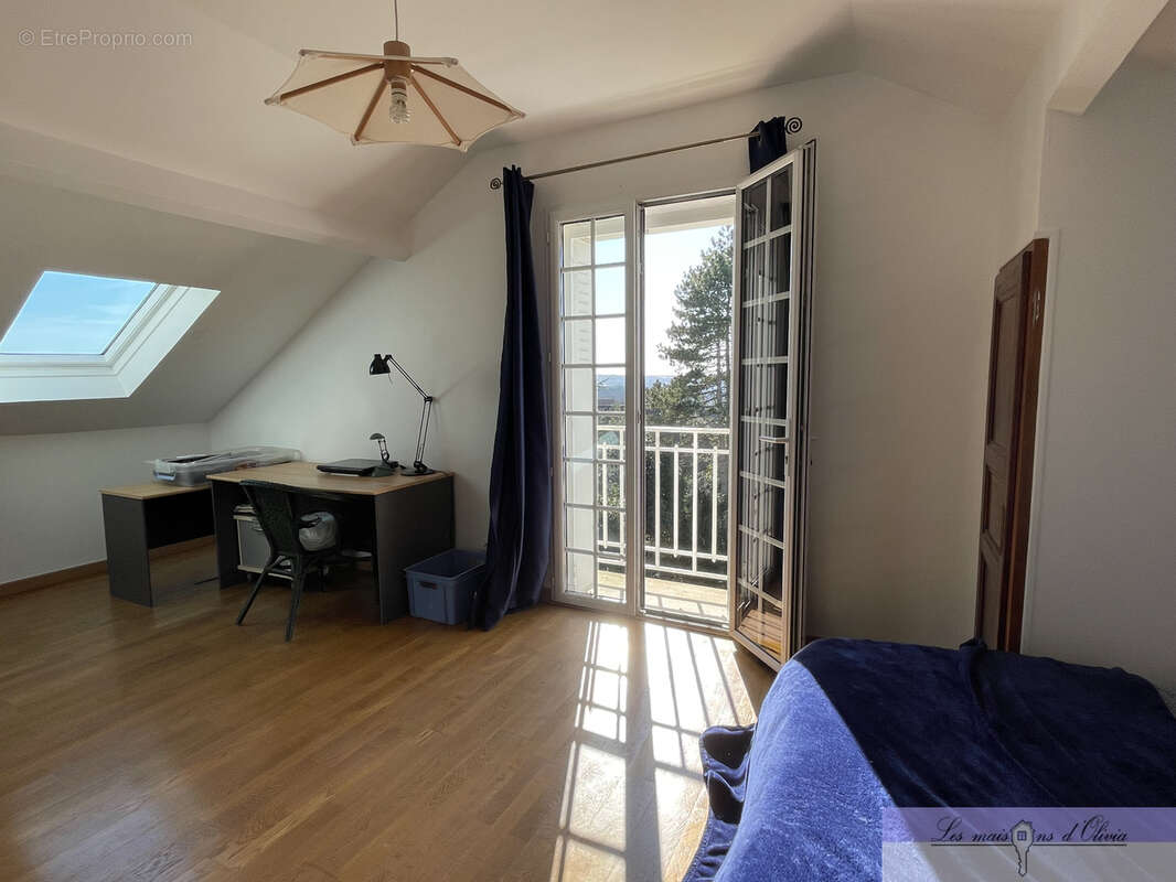Maison à SUCY-EN-BRIE