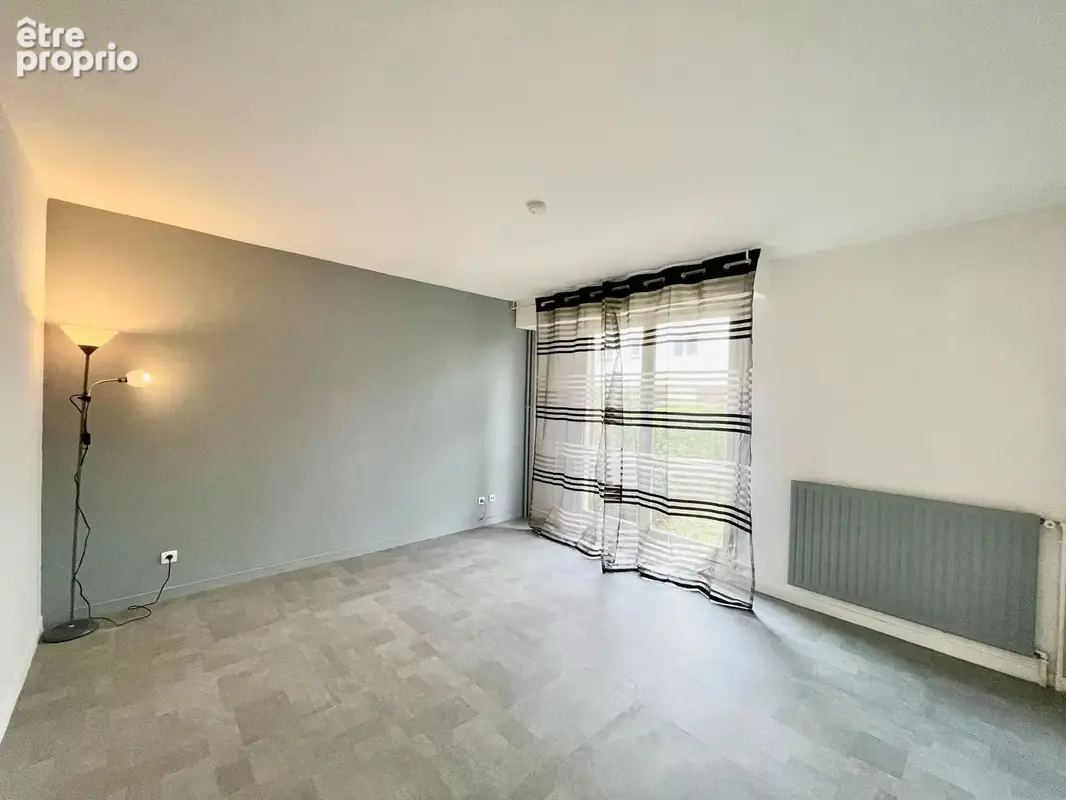 STUDIO avec jardin privatif proche TRAM T4 ! - photo 2