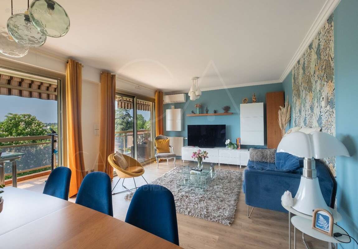 Appartement à TASSIN-LA-DEMI-LUNE