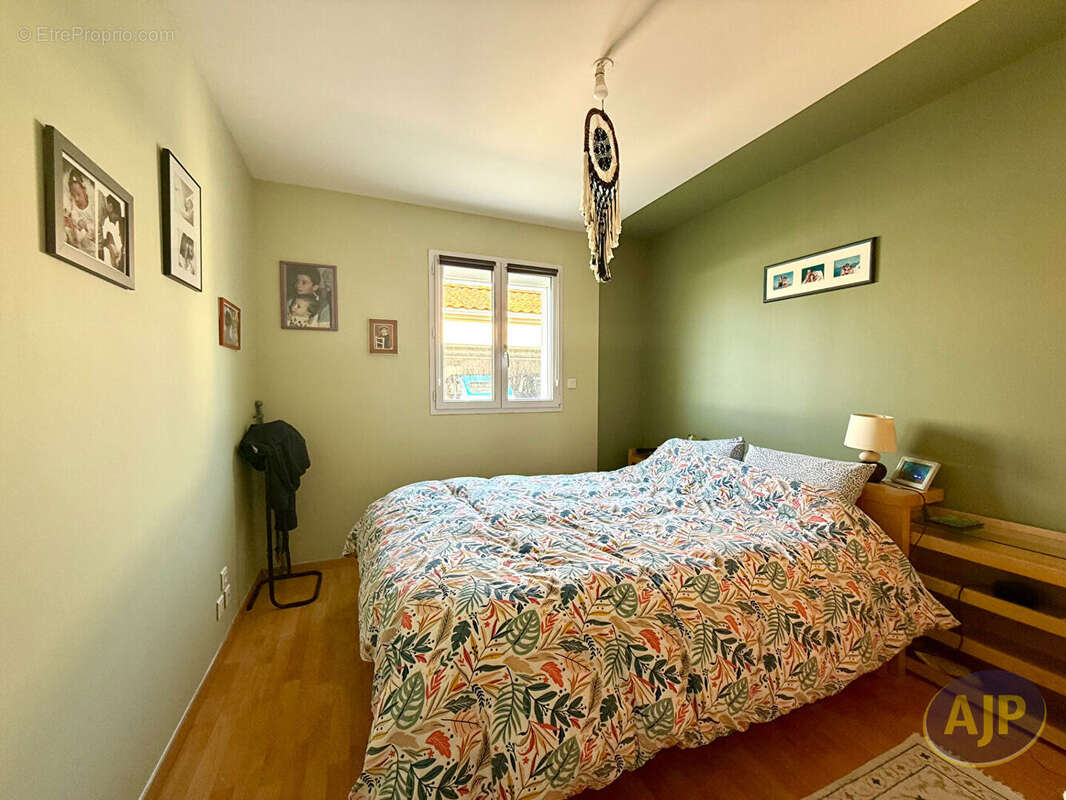 Maison à SAINT-LEGER-LES-VIGNES