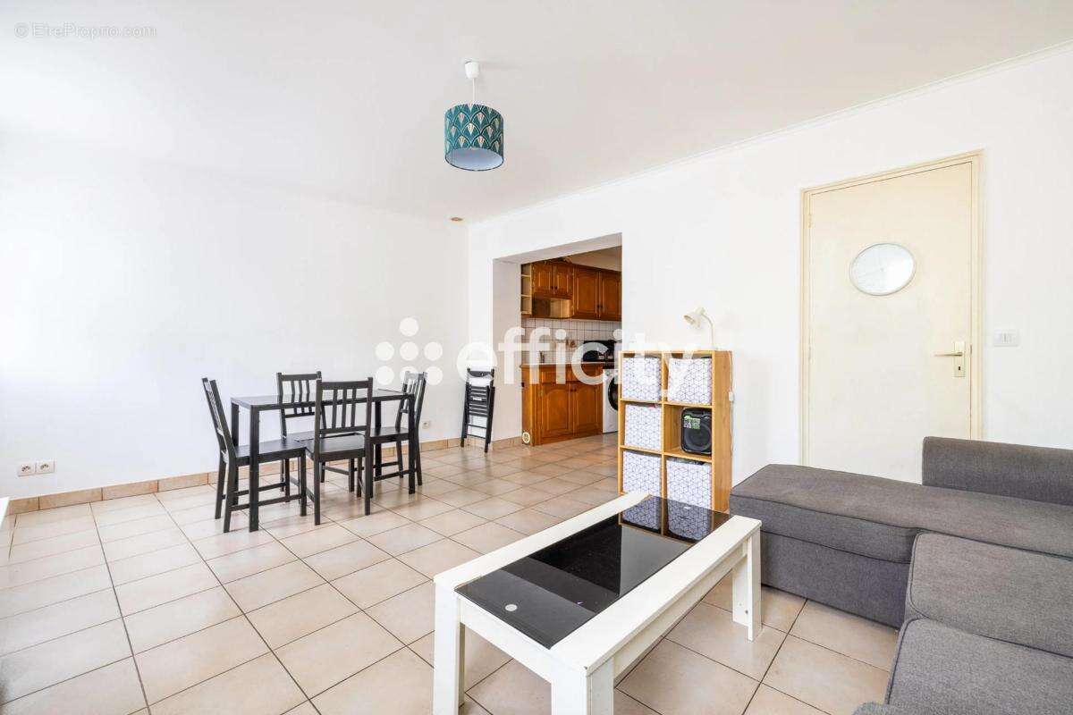 Appartement à VILLENEUVE-SAINT-GEORGES