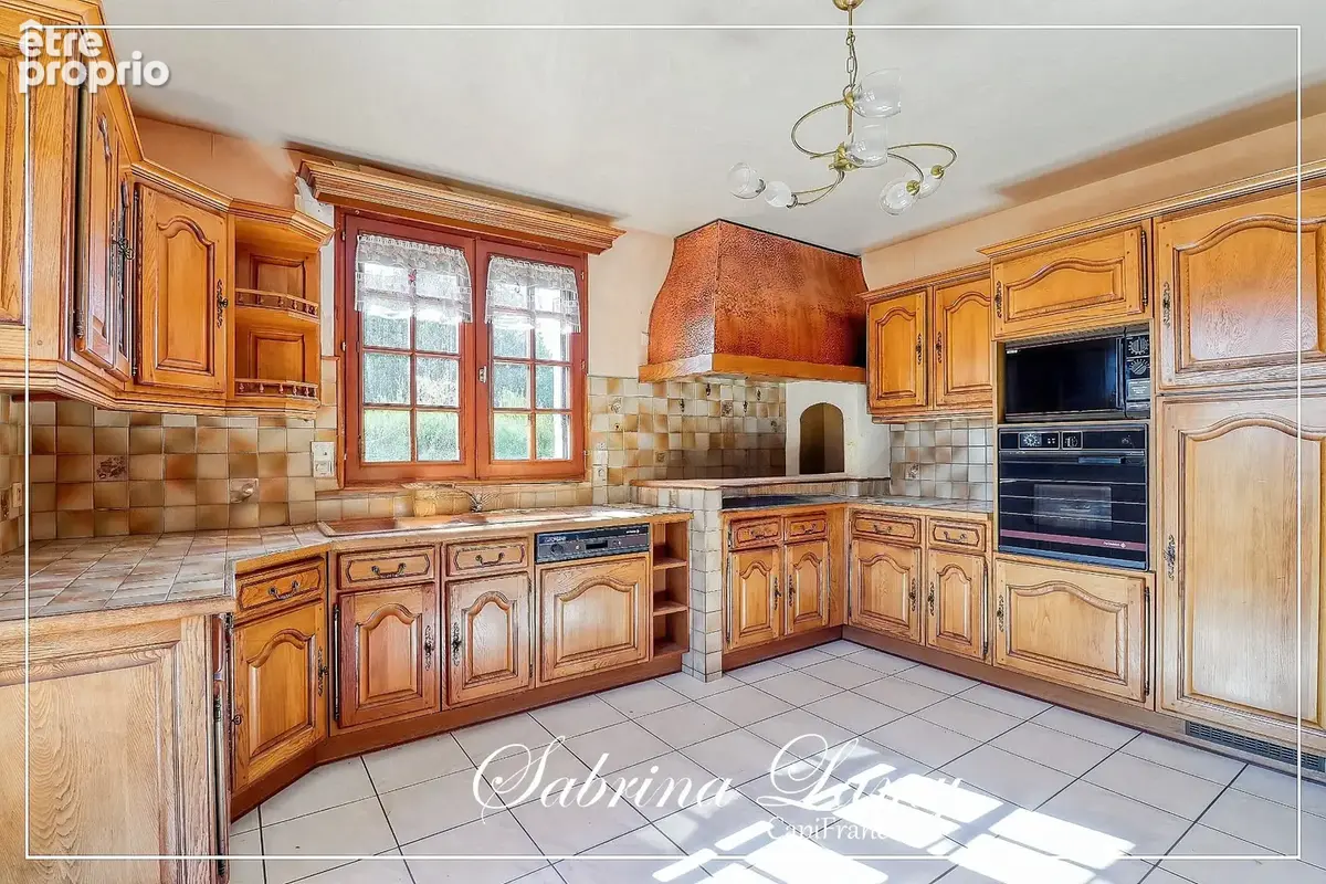 Maison familiale 230 m² – 5 chambres – Sous-sol total – Mareuil-en-Brie - terrain 3558m² - photo 5
