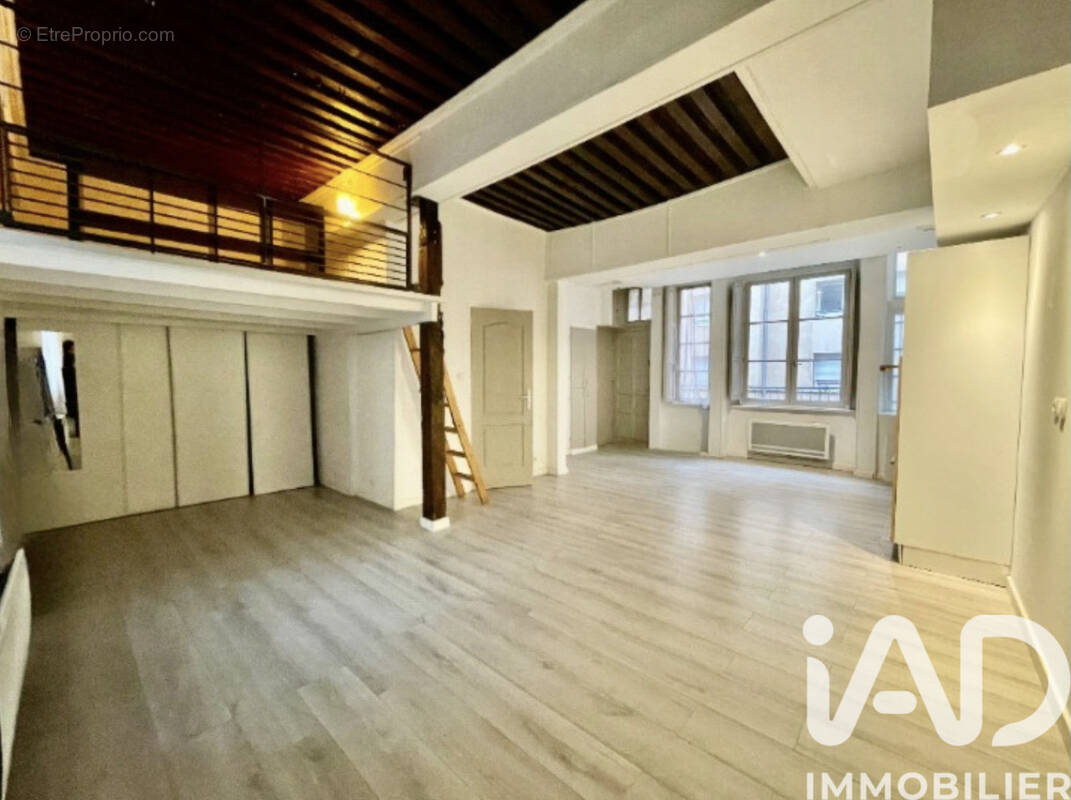 Photo 1 - Appartement à LYON-1E