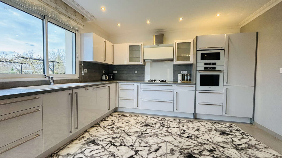 Maison à CHATEAUDUN