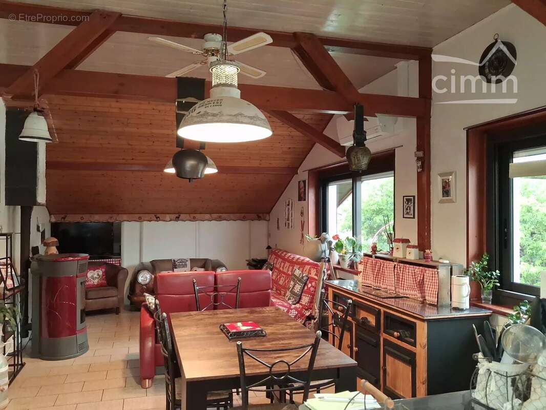 Appartement à SAINT-PIERRE-D'ALLEVARD