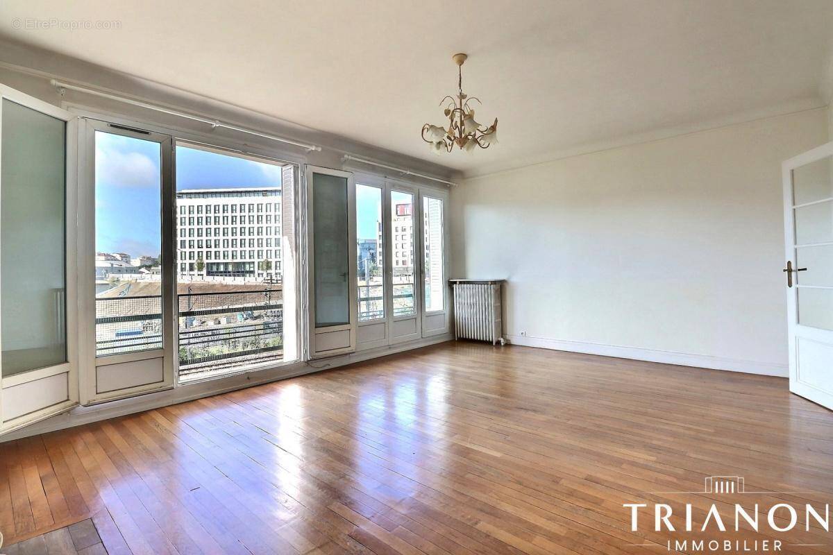 Appartement à ASNIERES-SUR-SEINE
