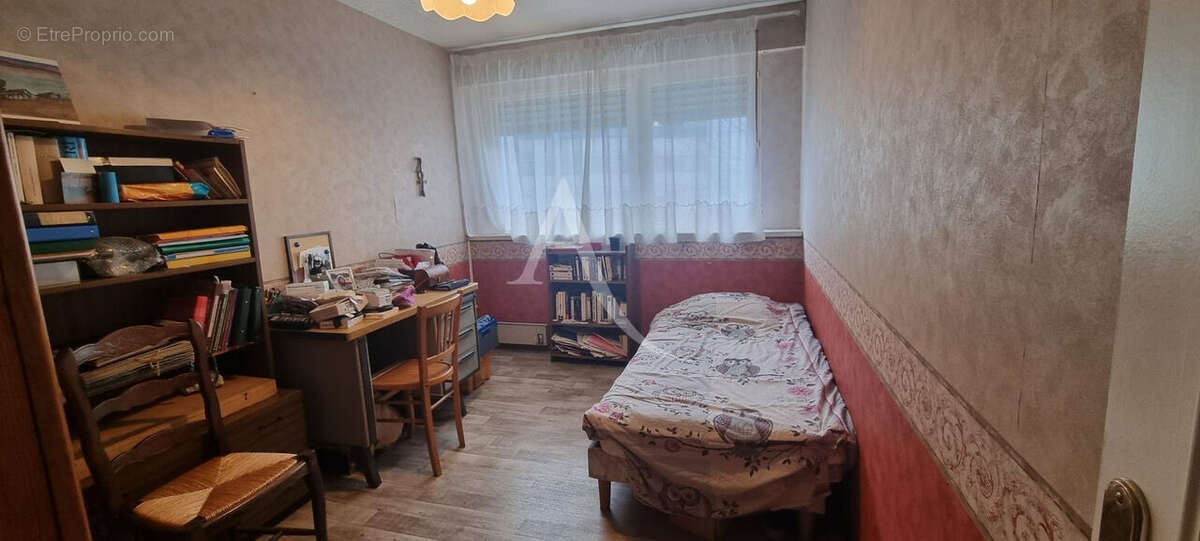 Appartement à LA CHAUSSEE-SAINT-VICTOR