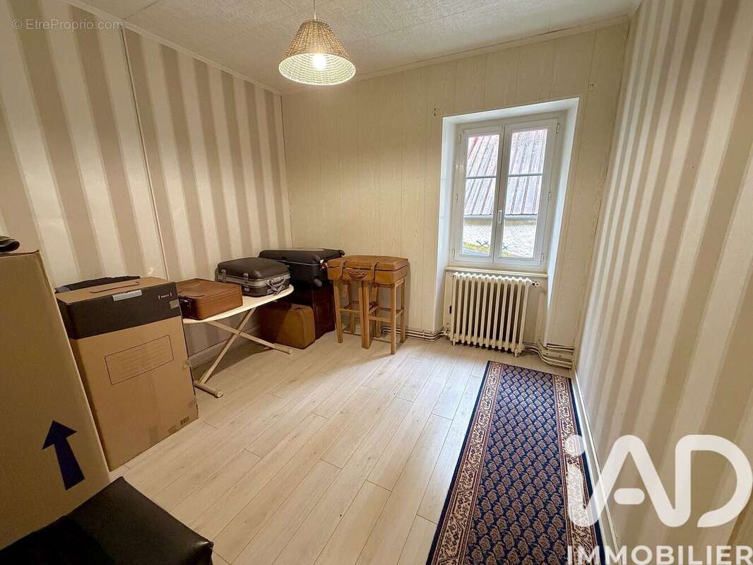 Maison 169 m² à Le Blanc  - photo 9