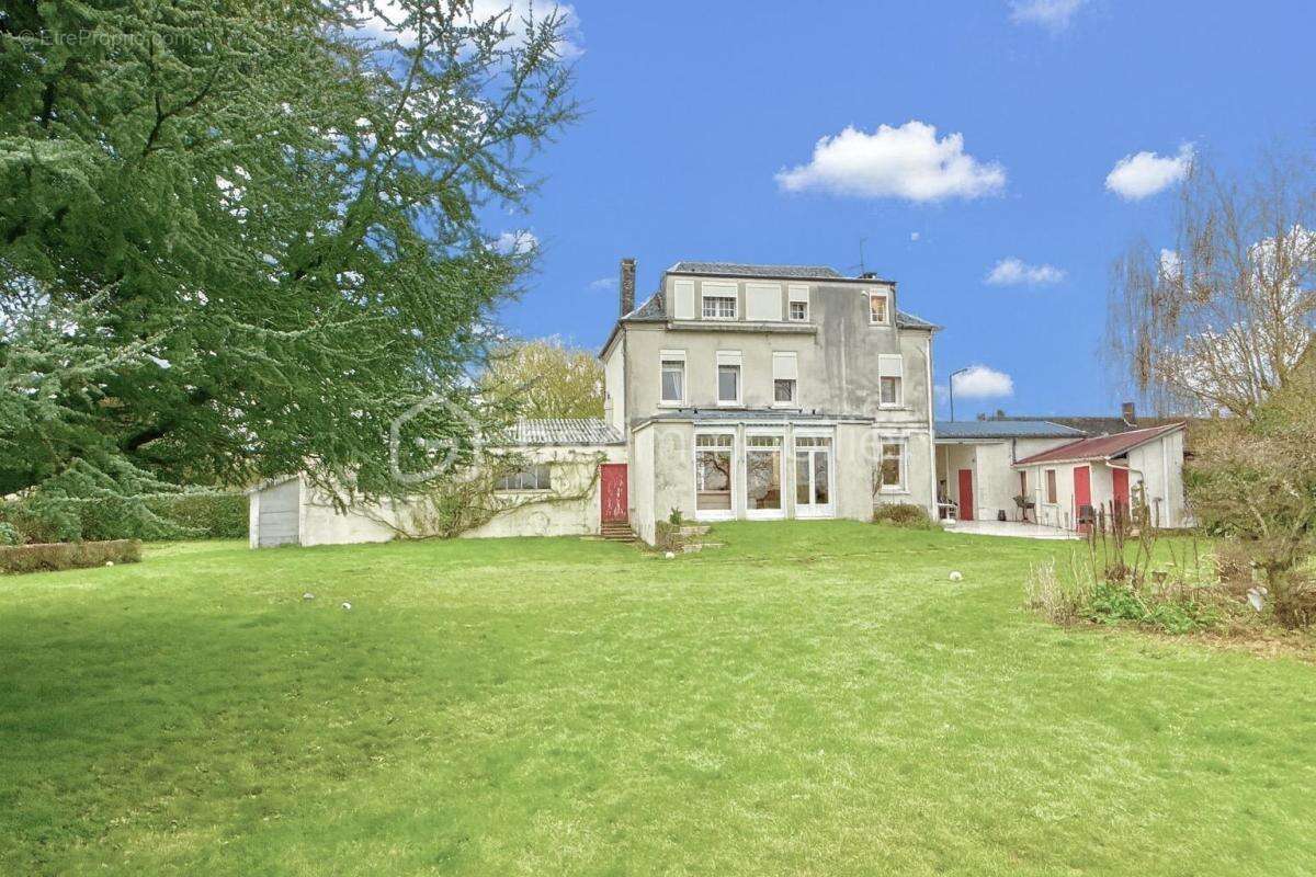 Maison à VILLERS-BOCAGE