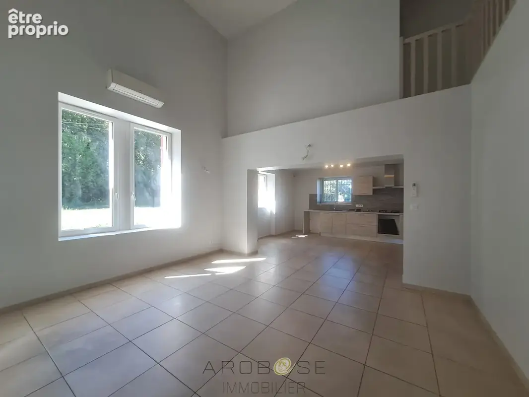 Maison rénovée avec 3 chambres, garage et jardin clos - photo 19