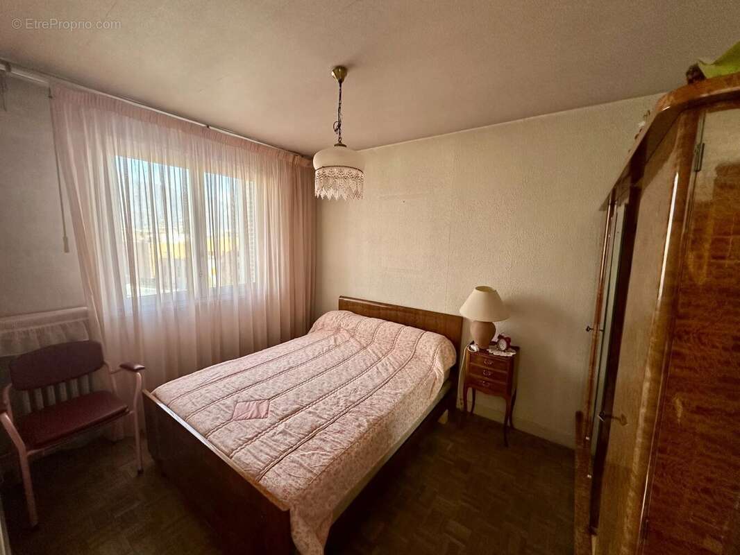 Appartement à FONTAINE