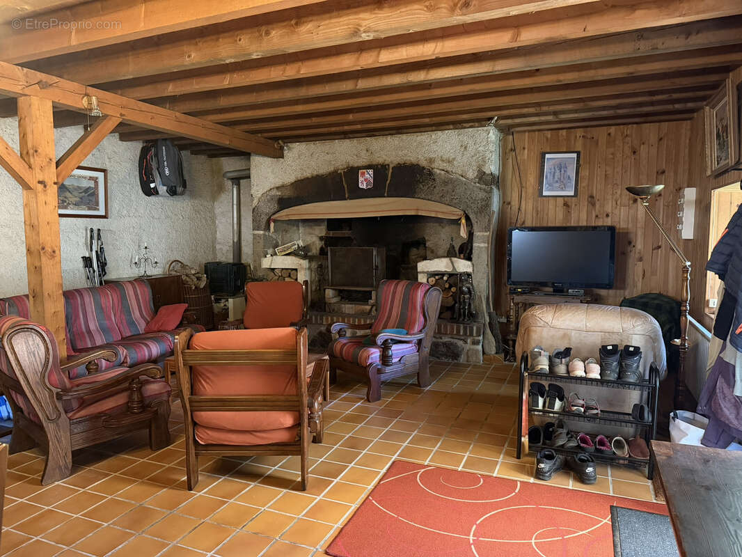 Maison en Pierre 4 Chambres avec Jardin - photo 10