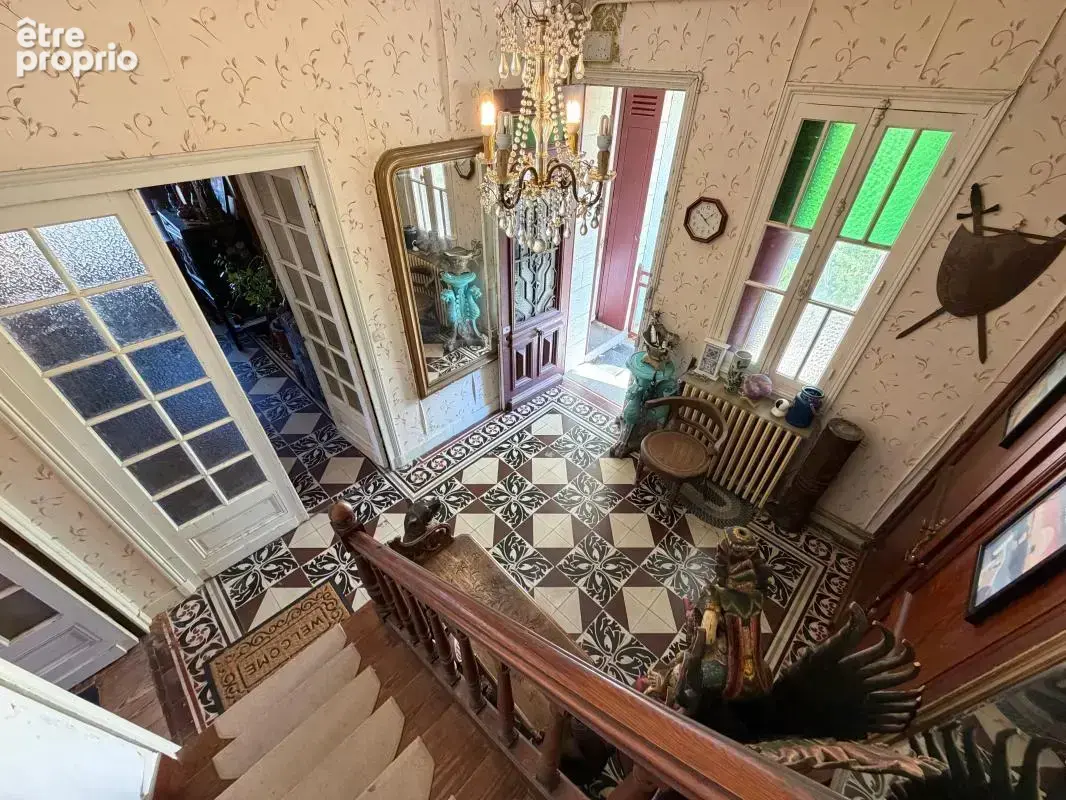 Villa d'epoque à rénover - photo 10